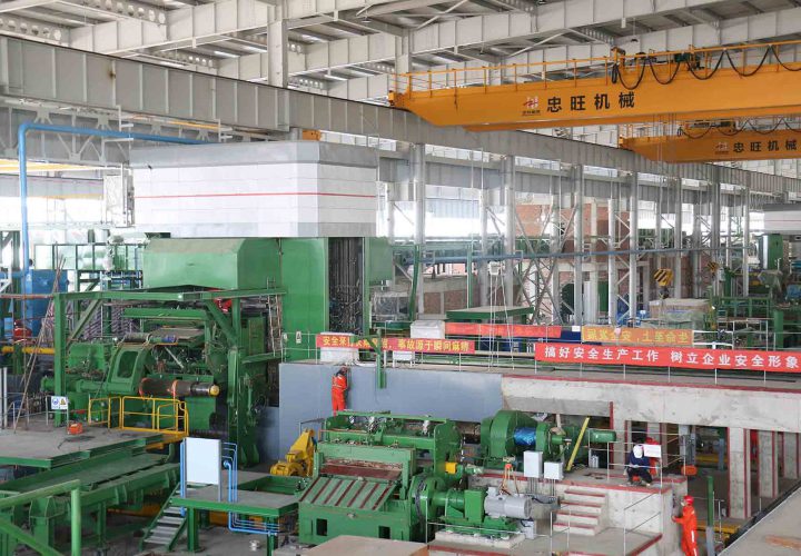 铝冷轧机安装现场